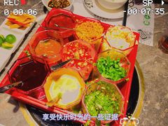 -禄婶鸡煲·打边炉