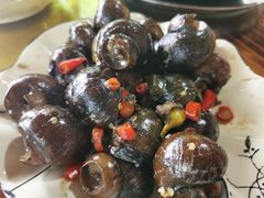 -乡巴佬鼎锅饭