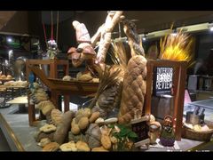 -昆山裕元花园酒店·温莎西餐厅