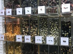 -VENCHI 闻绮(北京国贸商城店)