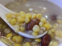 -闯关东东北农家菜(崂山石老人店)