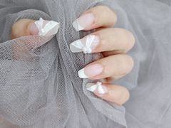 -群丽化妆摄影美甲纹绣培训学校