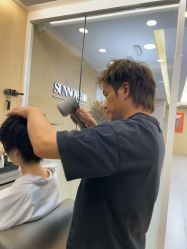 -首脑美发沙龙