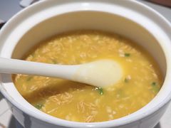 -阿瓦山寨·湘菜现炒·剁椒鱼头王(咸阳总店)