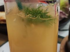 蜜桃菠萝茶-静香HOUSE·全时段融合餐厅(七星欢乐颂店)
