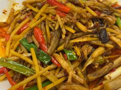 仔姜鼻筋-五丁桥光头香辣蟹(望江橡树林店)