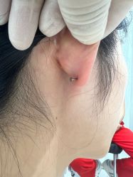 -艺耳美专业穿耳洞打耳洞穿孔