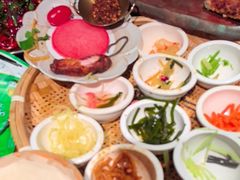 -包整·丝娃娃(一览甲秀楼风景店)