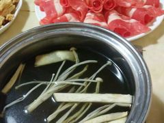 -东顺全羊坊烧烤炒菜莜面(张北店)