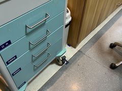 -上海仁爱医院口腔科 · 种植