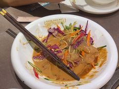 -锅飘飘·东北铁锅炖(雨花客厅店)