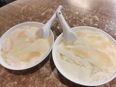 -百老汇美食街