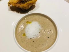 -大中华希尔顿酒店-念自助餐·嗨啤·小龙虾