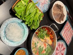 -老城鲜·小海鲜贝贝煲火锅(壹方城店)