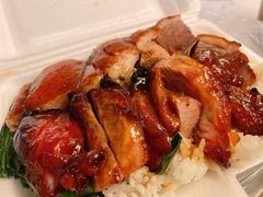 烧鹅拼叉烧饭-黄金烧味(新禧大楼店)