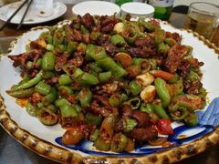 -六福烧烤酒馆(秦隆步行街店)