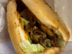 -必胜客(尹山湖歌林公园店)