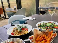 -théATRE茶聚场·餐厅(环球金融中心店)