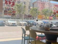 -覃记海鲜美食餐厅