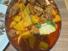 大盘鸡自带皮带面-贯贯吉·清真餐厅(浙江中路店)