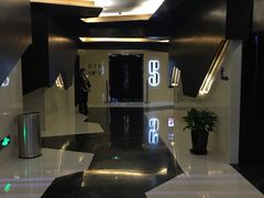 -英皇UA电影城(虹桥天地店)