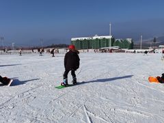 -鳌山滑雪度假区