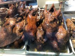 -王浩儿纪六孃甜皮鸭(乐山总店)