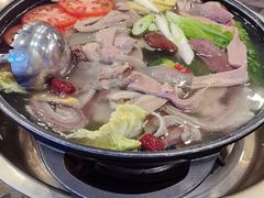 -金鼎雪山牦牛杂火锅(理县总店)