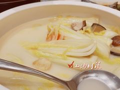 -万龙洲海鲜(大兴绿地缤纷城店)