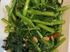 -Dang restaurant (patong phuket)