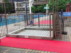 -矿泉游泳场