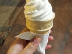 -麦当劳(世界城广场店)