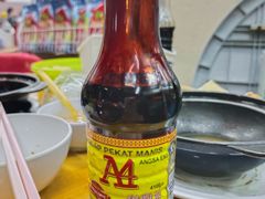 很浓稠的甜酱油-新记肉骨茶