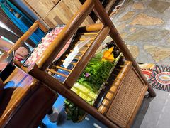 -吴氏老牌坊云南鱼豆花火锅店(通江街店)