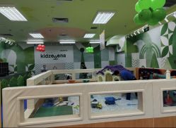 -莫莉幻想儿童乐园(北京金隅嘉品店)