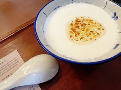 -RUXU入续糖水铺与包(卓悦中心店)