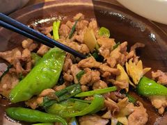 -隔壁老王·家常云南菜(花巷店)