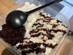 招牌白雪黑糯米冰粉-甜心闲生传统手工冰粉(太古里店)