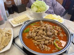 泡饼-彭记铁锅肥肠(东四总店)
