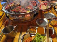 -叽叽扎扎烤肉场(生态城万达店)
