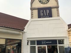 -GAP(王府井奥莱·香江小镇店)
