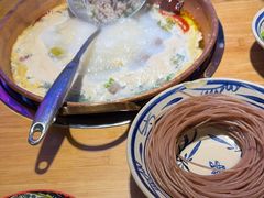 -洱火云南酸菜牛肉火锅(石景山当代商城店)