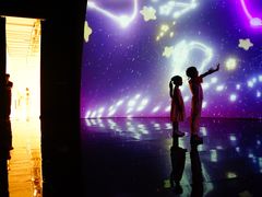 -北京时代美术馆-Hello Kitty Cosmos 光影特展-北京站