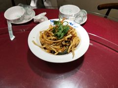 -董厨煨汤馆(车站路店)