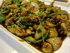 -虾弄弄海派小龙虾·牛羊蝎子火锅