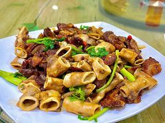 -超越海鲜屋(飞龙物业店)