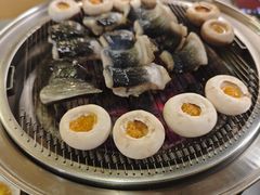 -围炉肉舍•炭烤活鳗•丹东海鲜烤肉(步行街店)