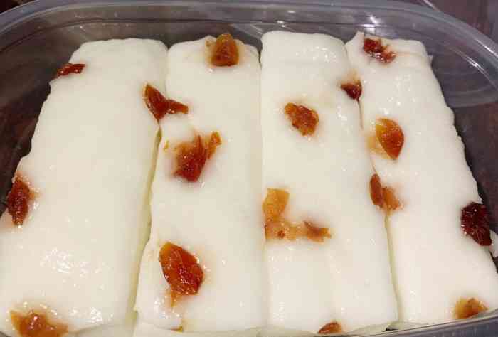 姜小酿水塔糕(方塔街店)-"很特别的糕团,与其说是糕感觉和酒席上一直.