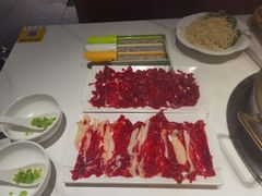 -犇鼎牛潮汕牛肉火锅(新辰里学清路店)