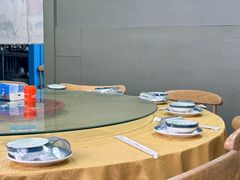 -崴海渔村(虹梅路店)